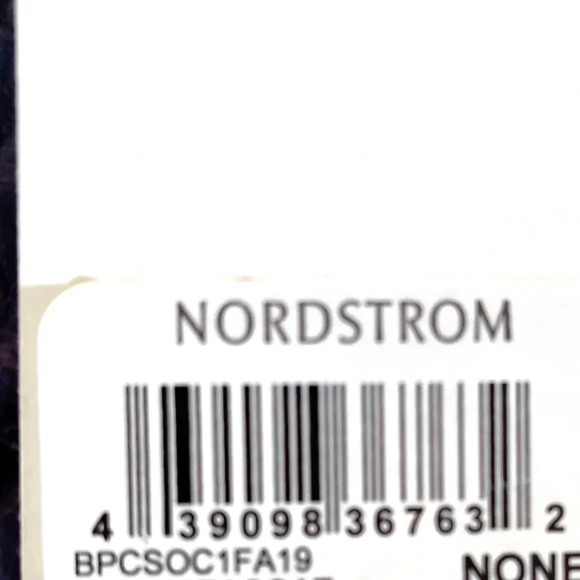 NWT Nordstrom Navy Blue Cable Knit Sweater Scarf Wrap with Fringe - Picture 6 of 7